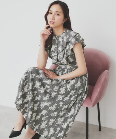 《美人百花掲載》フリルプリーツ花柄ワンピース【洗濯機洗い可/イージーアイロン/防シワ】