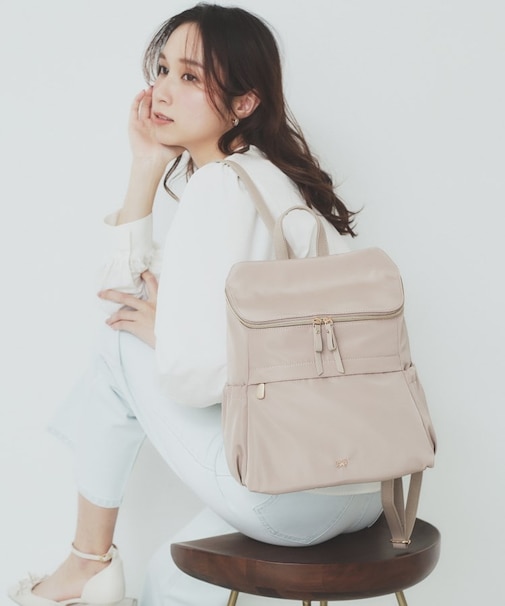 プチリボンモチーフ付きリュック