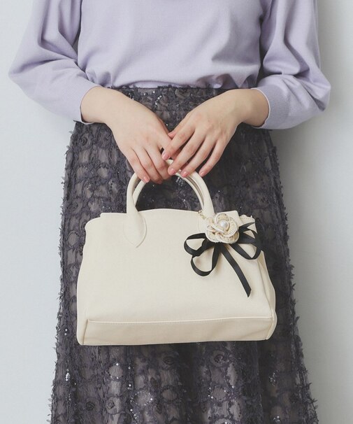 【2WAY】フラワーチャーム付きショルダー取外し可バッグ