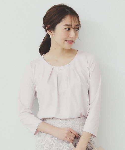 パール調チェーン付きフロントタックトップス【洗濯機洗い可】