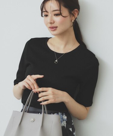 ラメリブクルーネックトップス【洗濯機洗い可】