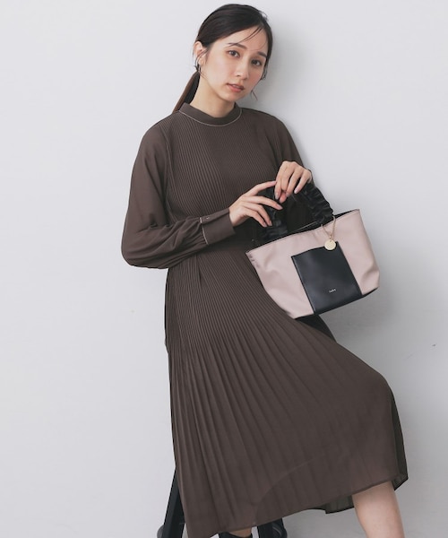 未使用級✨13万 フォクシー コーラル Aライン フレアワンピース プリーツ 美品✨フォクシー コーラル Aライン フレアワンピース プリーツ