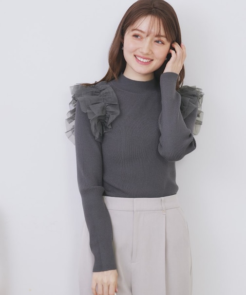 ショルダーチュールフリルハイネックニット【洗濯機OK/抗ピル】