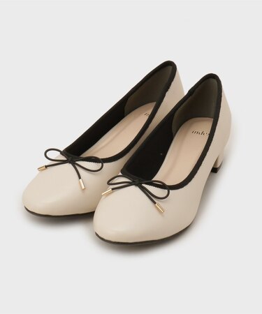 ラウンドトゥヒールバレエシューズ