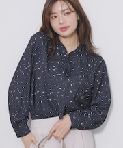 フェイクパールピンボウタイブラウス【洗濯機OK/イージーアイロン/ストレッチ】《XS-LL》