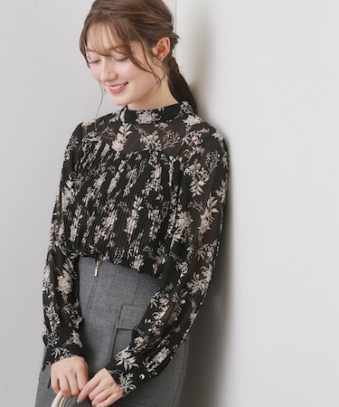 エアリープリーツスタンドカラーブラウス【洗濯機OK/イージーアイロン/防シワ】《5col》