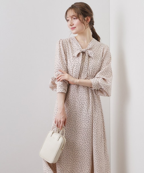リボンボウタイドットワンピース【洗濯機OK/イージーアイロン/防シワ】