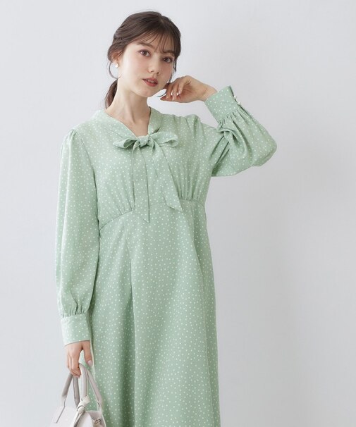 リボンボウタイドットワンピース【洗濯機OK/イージーアイロン/防シワ】
