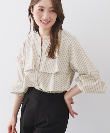 フリルキーネックシャツ【洗濯機OK/イージーアイロン/防シワ】《XS-LL/7col》