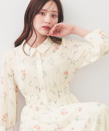 衿付き花柄プリーツフレアワンピース【洗濯機OK/イージーアイロン】