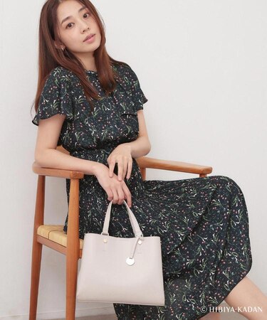 ◆【日比谷花壇コラボ】ラッフルタイプリーツワンピース【防シワ/洗濯機OK】