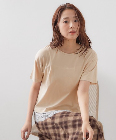【接触冷感／UV】刺繍ロゴ裾レースTシャツ《洗濯機OK》