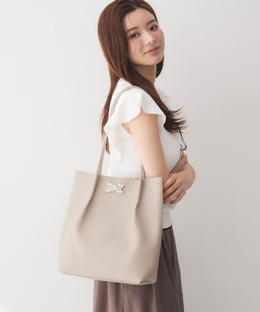【軽量】ビジュー付きA4トートバッグ