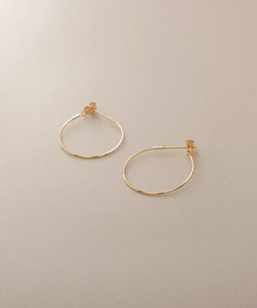 K18オメガチェーン フープピアス小