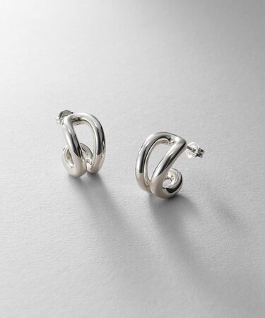 シルバー スモールフープ ニュアンスループピアス