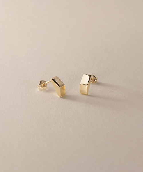 K18YG クレール トライアングルカット ピアス｜エテの通販｜&mall