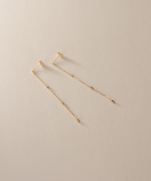 K10スクエアビーズチェーン スタッドピアス