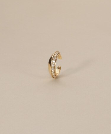 K10ダイヤモンド しのぎテーパード イヤーカフ