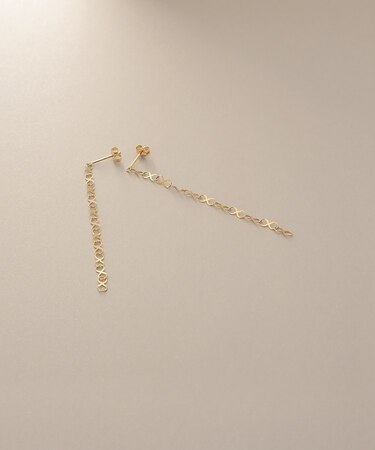 K10X大チェーン スタッドピアス