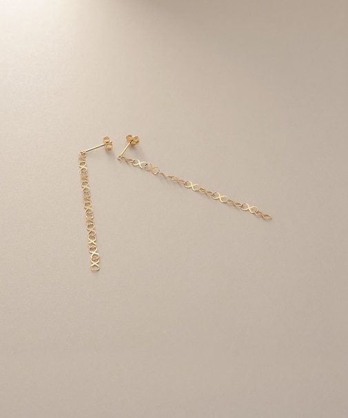 K10X大チェーン スタッドピアス