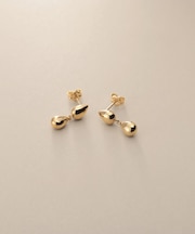 K10中空ペアシェイプ連続 スタッドピアス小