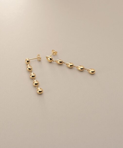 K10中空ペアシェイプ連続 スタッドピアス大