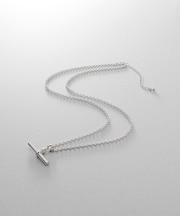 シルバー マンテルモチーフネックレス