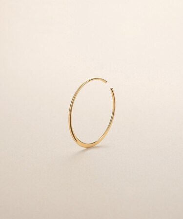 K10丸線つぶしオーバル イヤーカフ