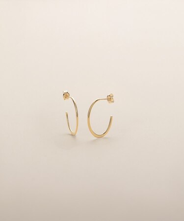 K10丸線つぶしオーバル フープピアス