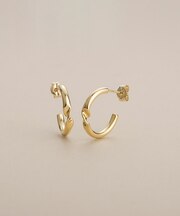 K10中空ひねりフープ ピアス