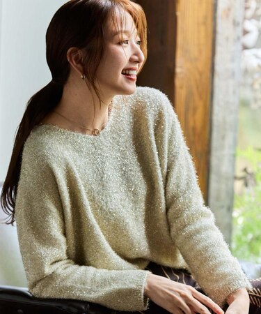 【手洗い可】フェザーラメニットトップス