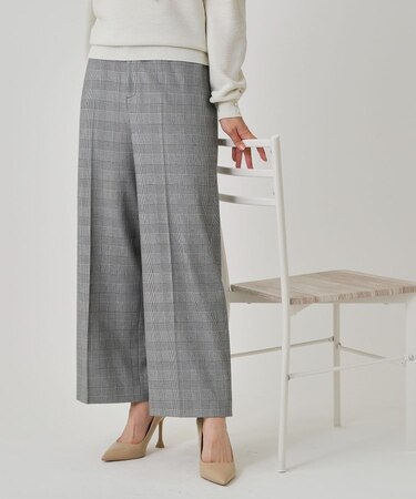 【手洗い可】ストレートワイドパンツ