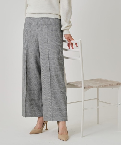 【手洗い可】ストレートワイドパンツ