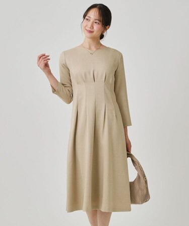 【手洗い可／日本製】タックデザインワンピース
