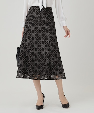 【日本製】シアー刺繍のフレアースカート