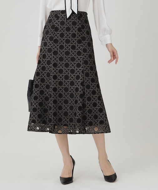 【日本製】シアー刺繍のフレアースカート