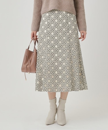 【日本製】シアー刺繍のフレアースカート