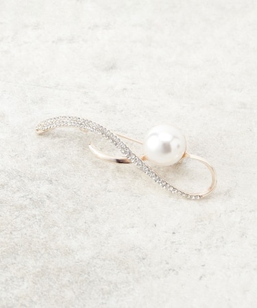 レーンパー調ブローチ