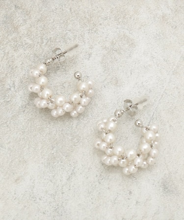 リンクパール調ピアス