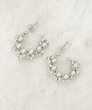 リンクパール調ピアス