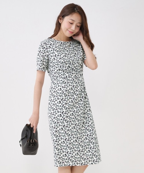 【手洗い可／日本製】タック入タイトワンピース