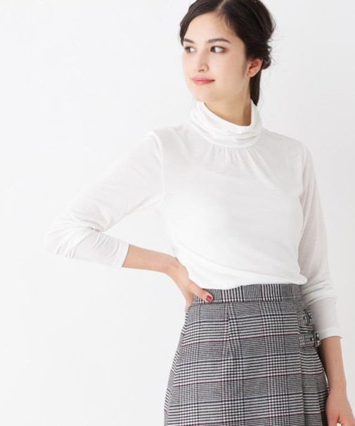 【洗える】吸湿発熱機能タートル長袖カットソー