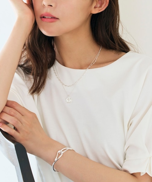 メタルノットバングル