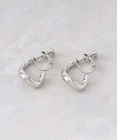 ニュアンスメタルフープイヤリング