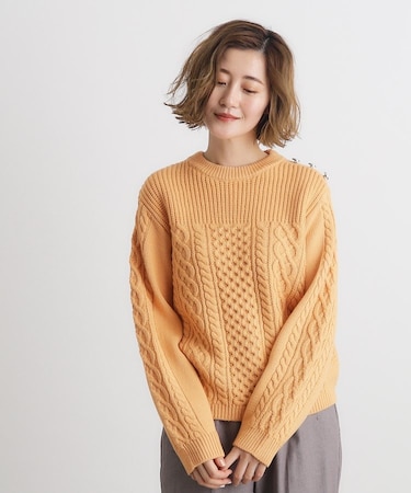 編地切替ケーブルニット