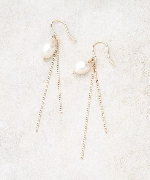 淡水パールフックピアス