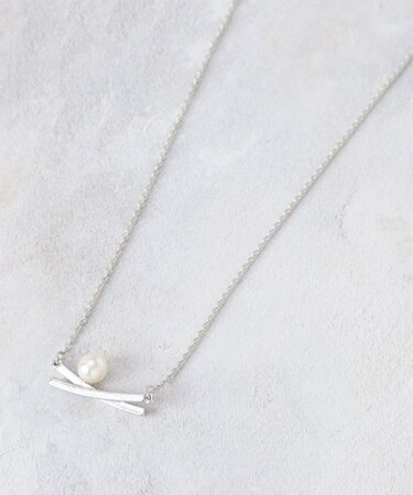 クロスメタルパール調ショートネックレス【入卒対応可】