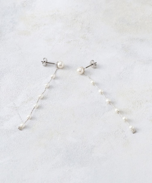 パール調ロングピアス【入卒対応可】