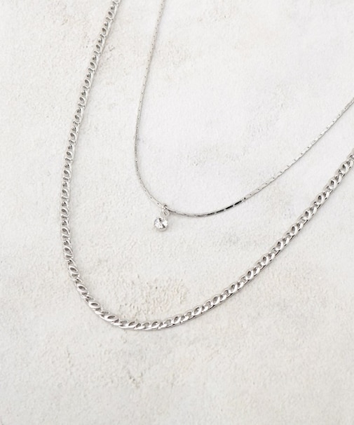 デザインチェーンビジューショートネックレス2本セット