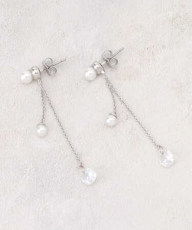 パール調ビジューロングチェーンピアス